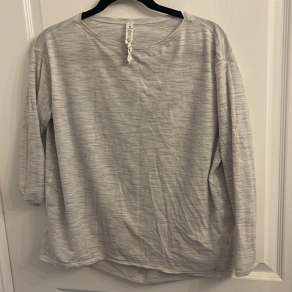 Lululemon under layer - size 6